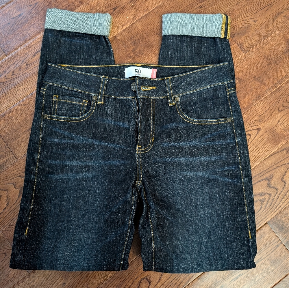 EUC Ladies Cabi Skinny Jeans Size 2 Dark Wash Rolled Hem Denim - Picture 2 of 6